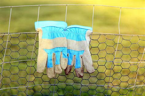 How to Clean Football Gloves: A Comprehensive Guide with Insightful Views